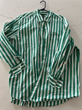Gap Big shirt green and white stripe button.  Size xl